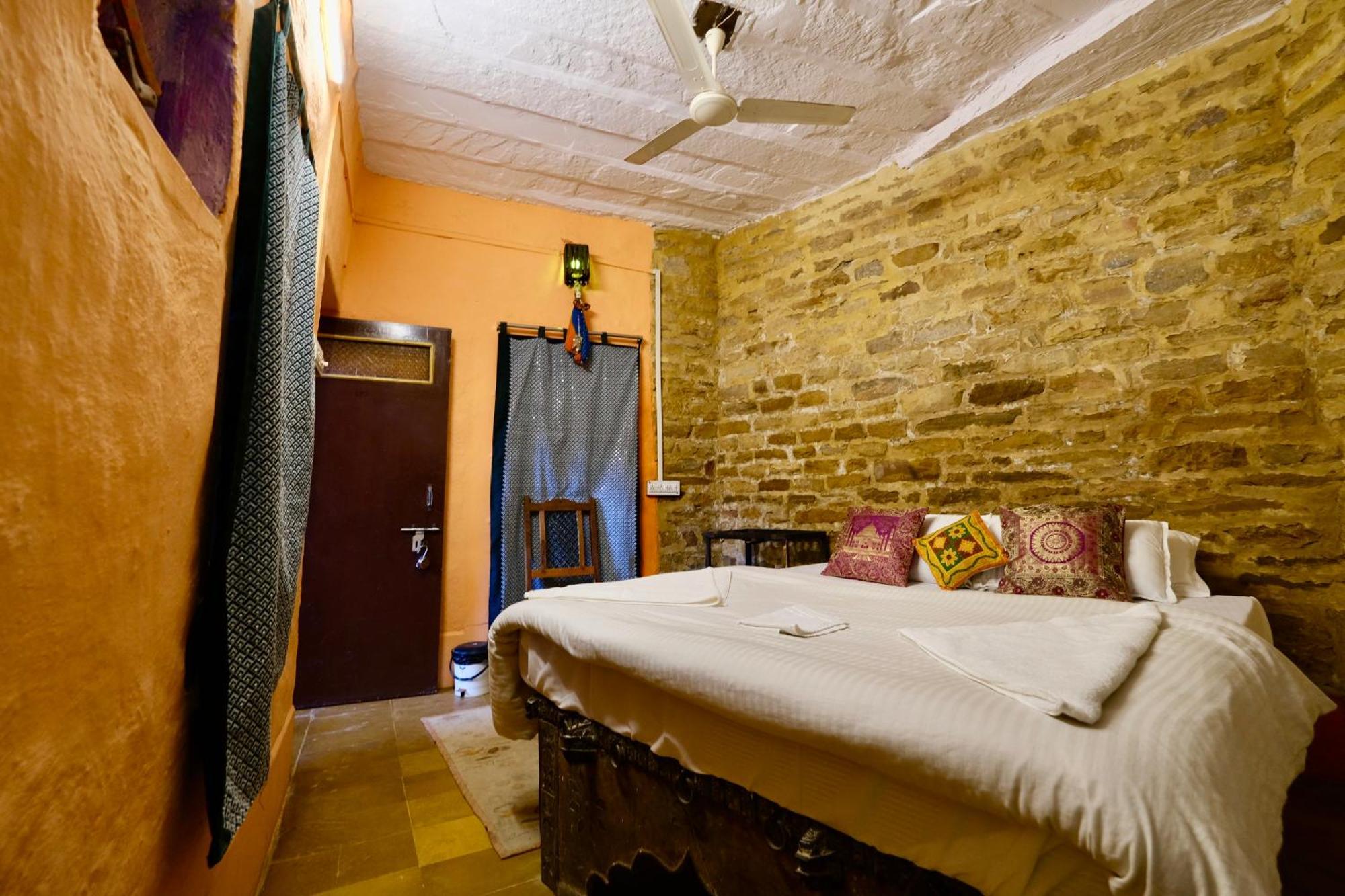 Saffron Guest House Jaisalmer Εξωτερικό φωτογραφία